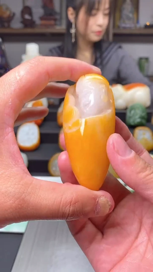 和田玉未镶嵌挂件济公