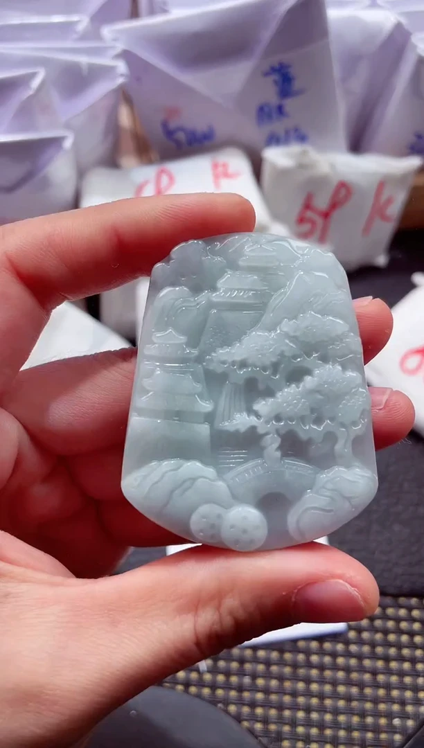 颈饰未镶嵌翡翠000111