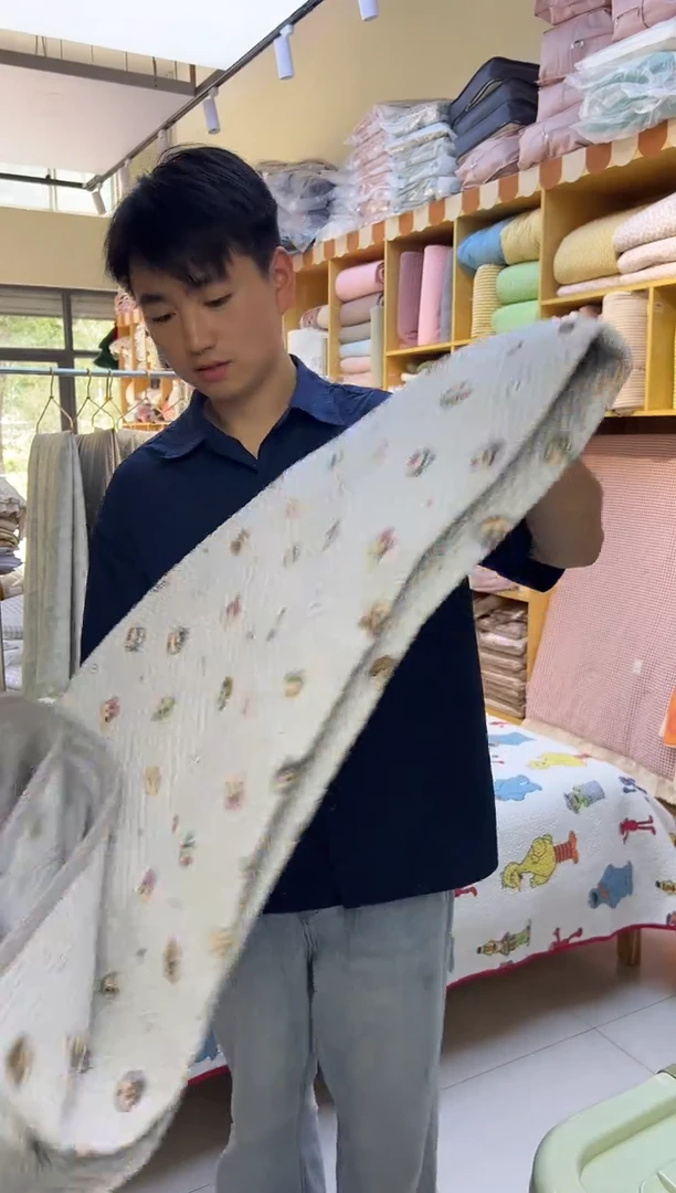 蜡笔小新1.5床盖