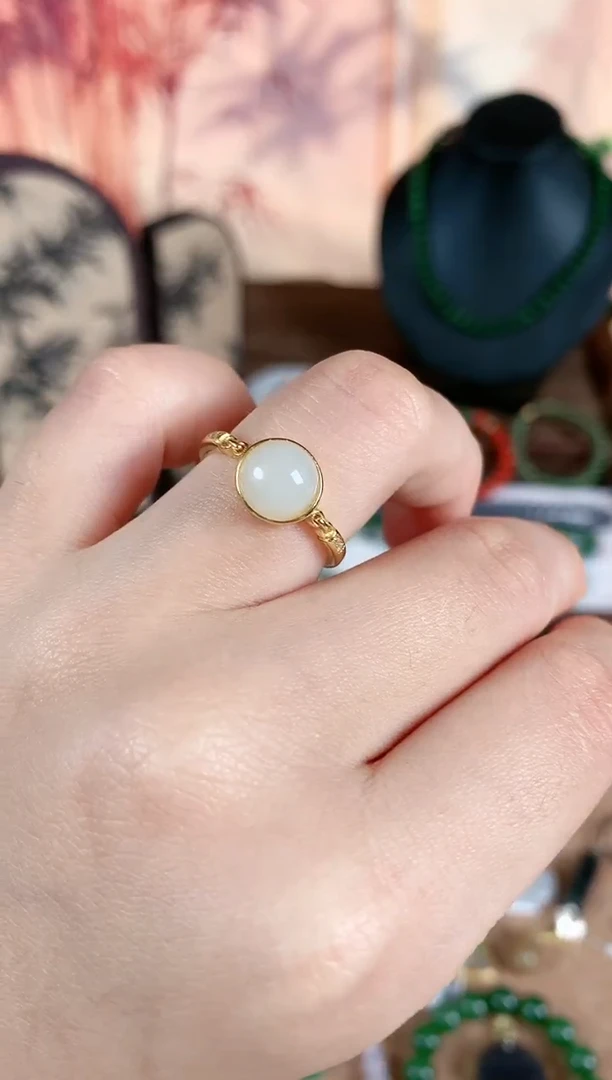 银S925镶嵌戒指和田玉1