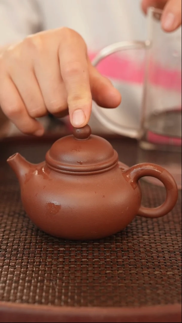 茶壶紫砂容天 紫泥 微瑕 宽口 175cc