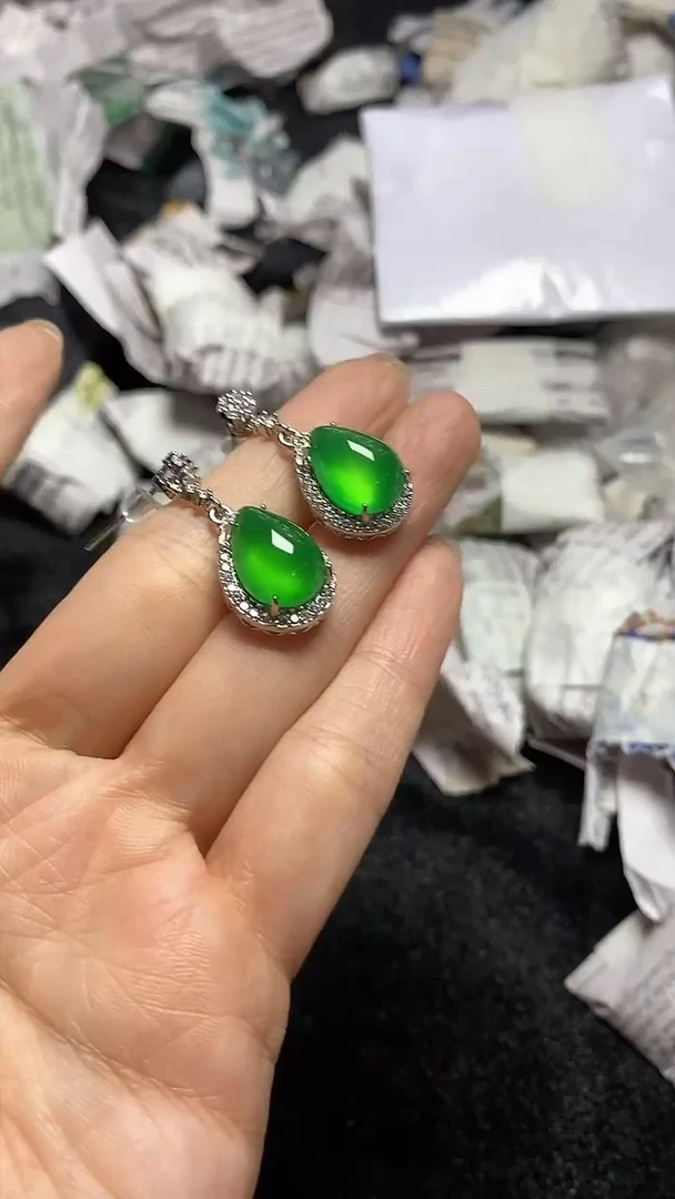 满色吊坠 所见即所得！！