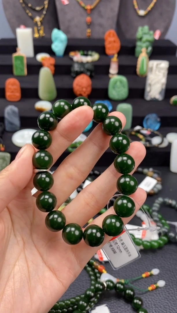 【闪购商品】和田玉-未镶嵌12mm碧玉红皮手串