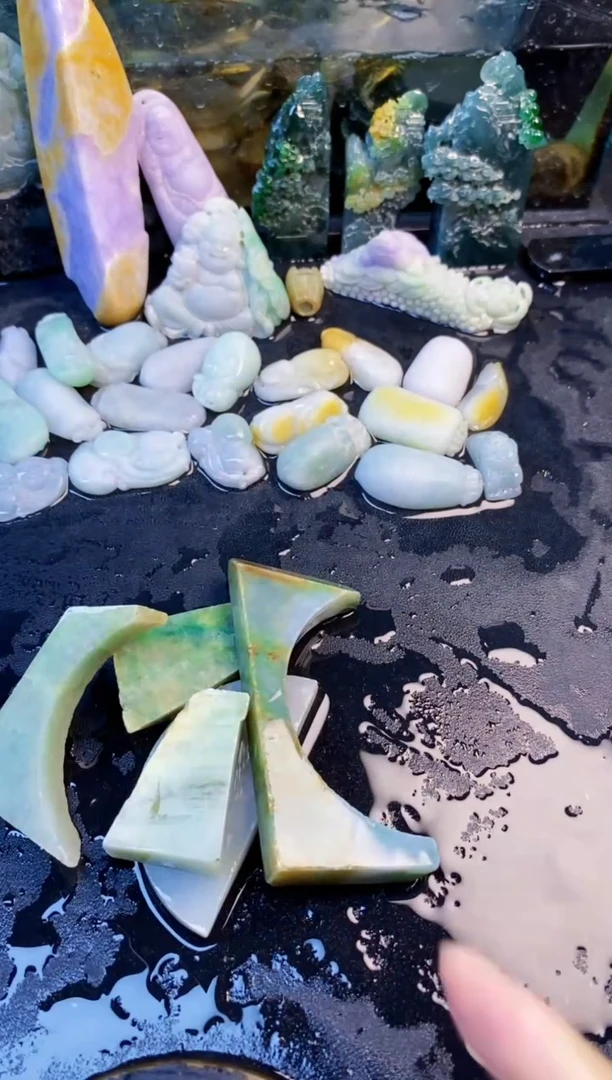颈饰未镶嵌翡翠天然翡翠135