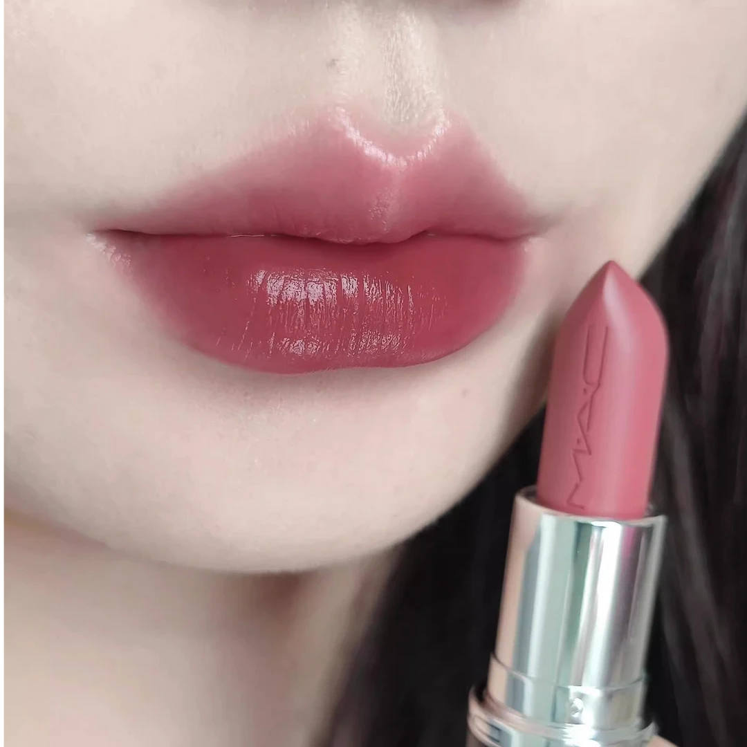 大子弹头口红唇膏滋润显色轻锻光826光涨粉827/834亚光669 683