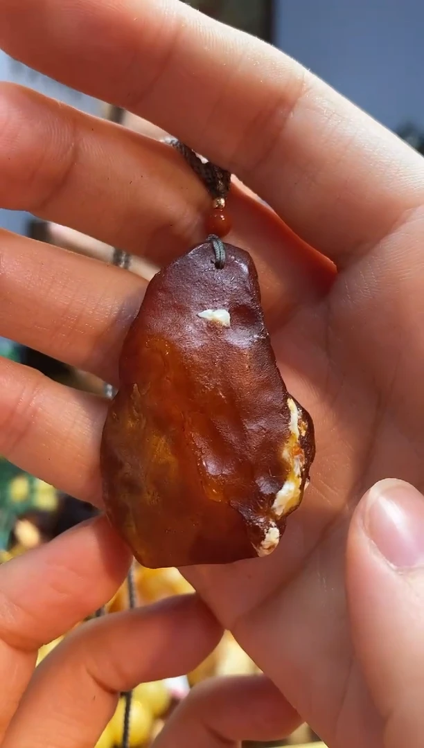 琥珀颈饰未镶嵌吊坠