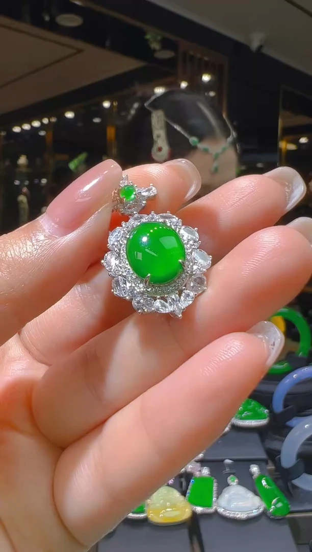 【闪购商品】翡翠吊坠(赠链)银S925镶嵌019(多样性发货)