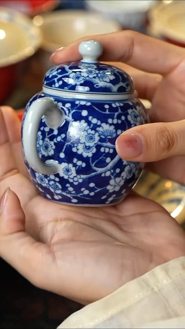景德镇步窑冰梅壶