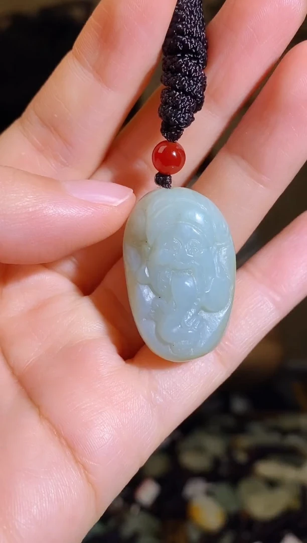 颈饰未镶嵌和田玉1