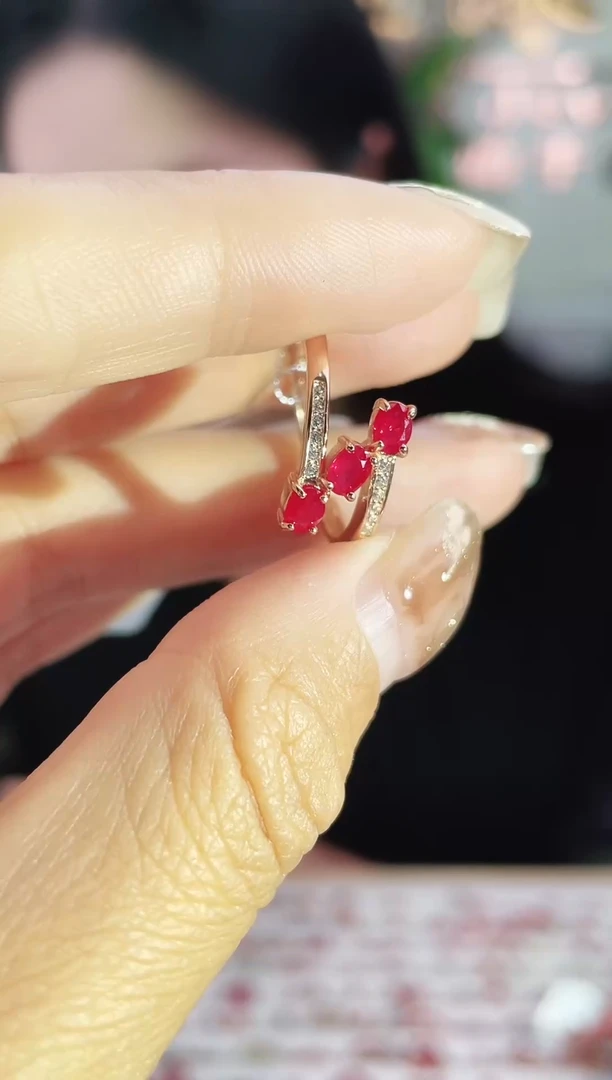 银S925镶嵌戒指红宝石戒指
