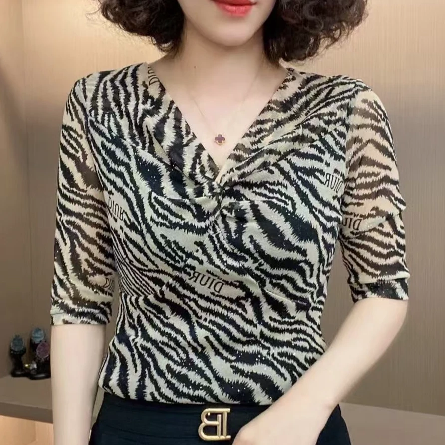 夏装高弹性网纱透气中袖钮结斑马时尚洋气中年女装上衣潮