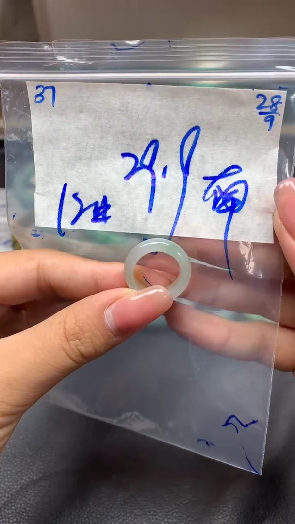 未镶嵌定制翡翠❀****❧37毛货需精细抛光挂件多样性拍一发一