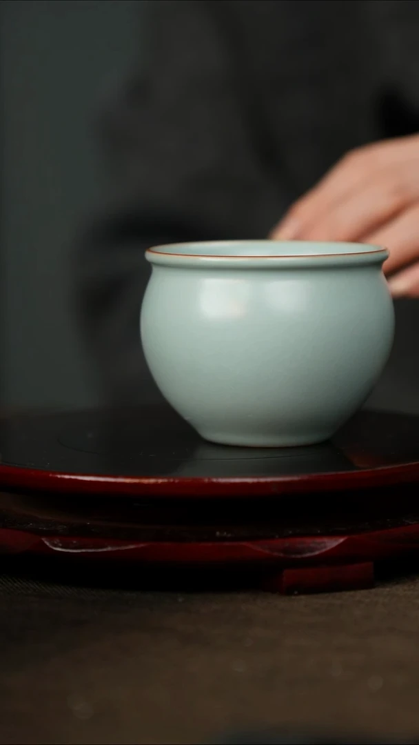 微微瑕 鸡缸杯 无底款