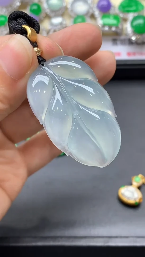 颈饰未镶嵌翡翠555-中国好珍宝