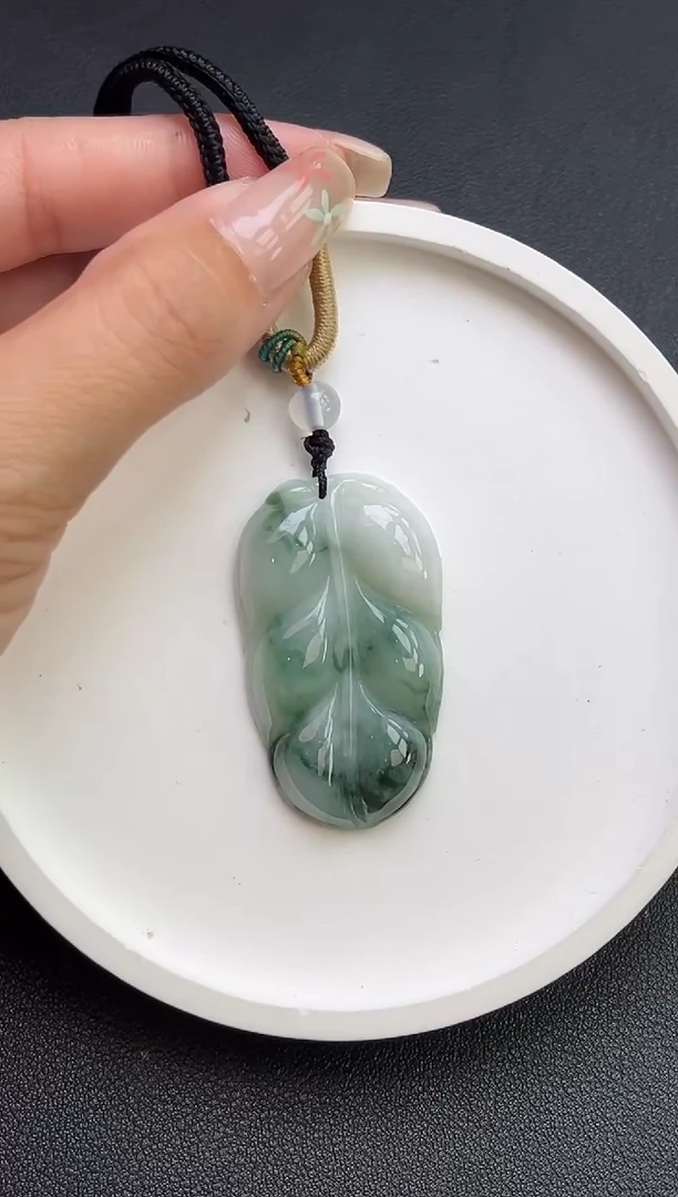 颈饰未镶嵌翡翠K666-951 叶子
