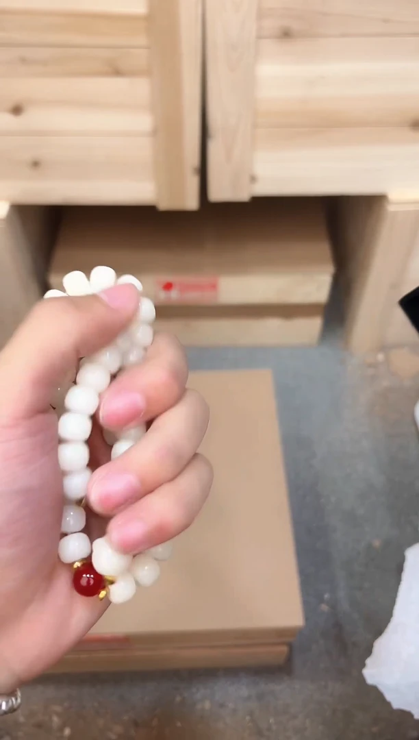 精品手串（无礼盒）@@sp261