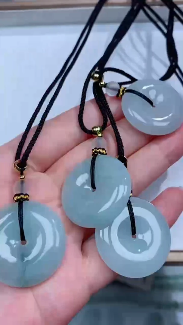 翡翠未镶嵌颈饰吊坠团购多样性发一件