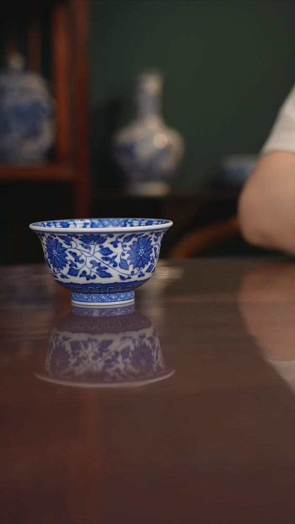 晓月柴窑 缠枝压手杯