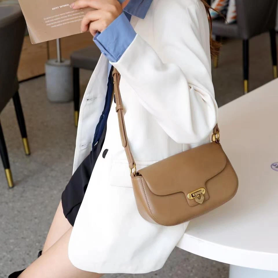 【YI CHEN】SKL-6913-胡桃色-高定轻奢时尚百搭潮流女神包包