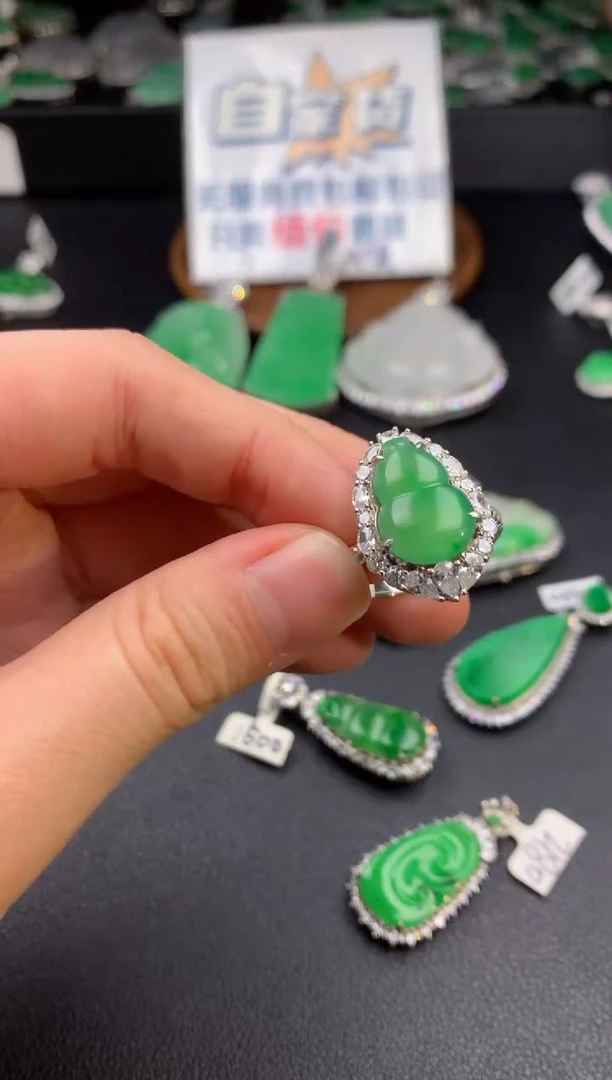 【闪购商品】翡翠戒指银S925镶嵌翡翠