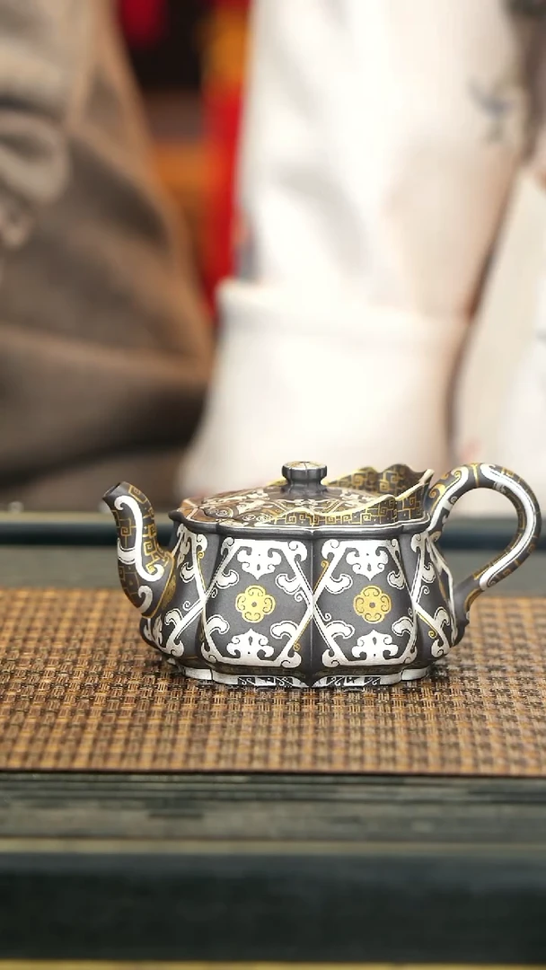 【闪购商品】紫砂茶壶YT57僧帽 金银错
