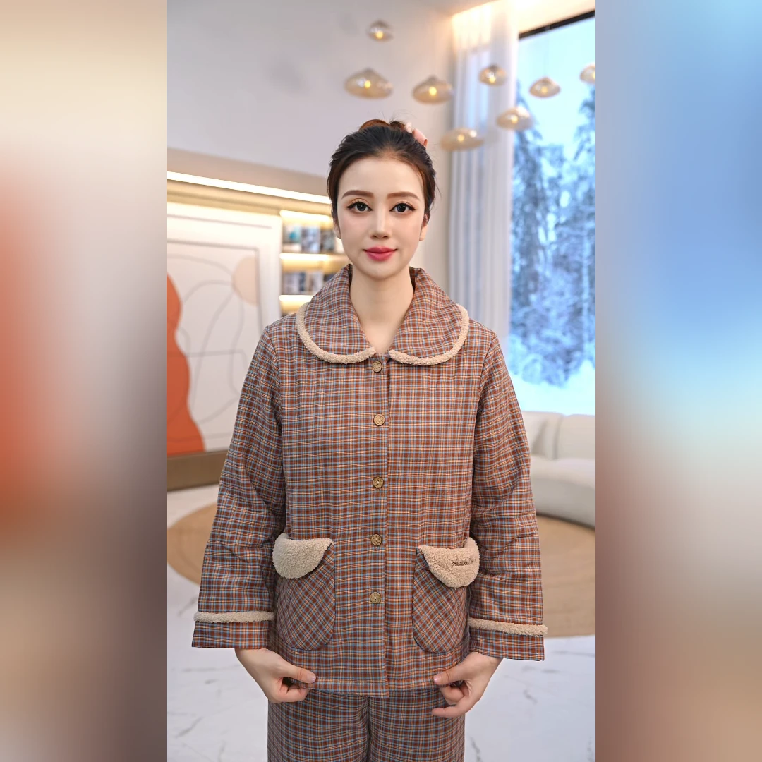 秋鹿梭织色织格复合绒扣领长袖长裤女家居服时尚套装