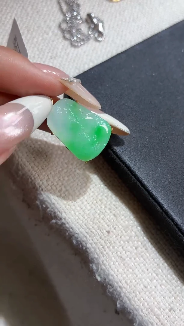 吊坠(不含链)银S925镶嵌翡翠吊坠