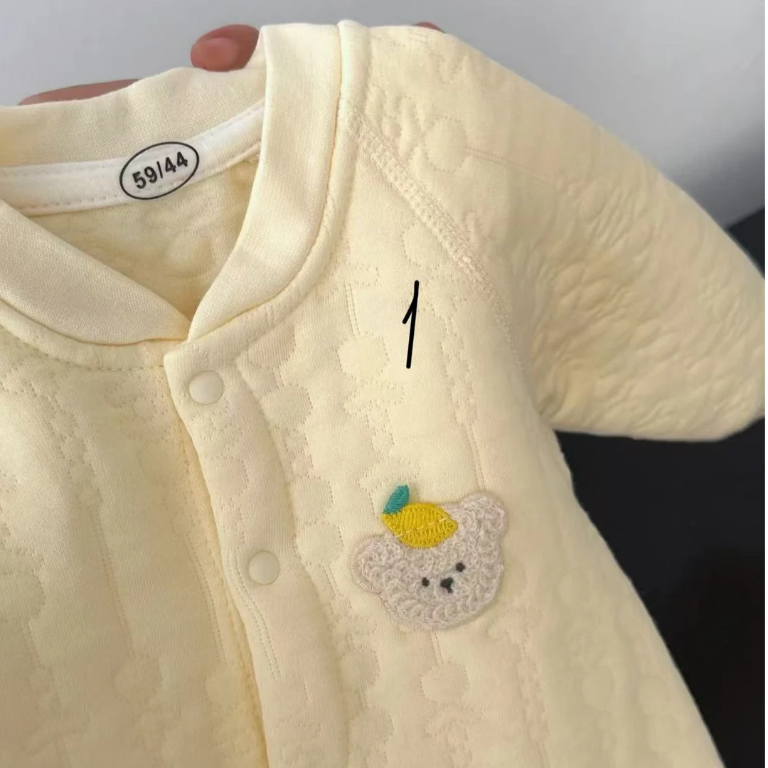 奶茶9X8173米色短裤