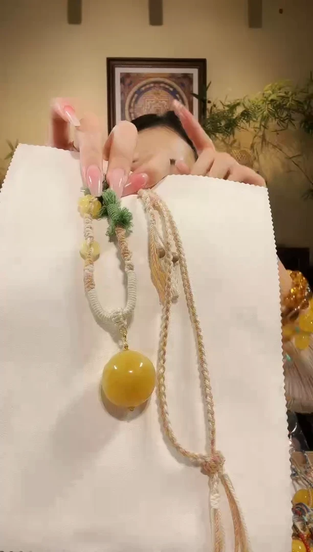 琥珀颈饰未镶嵌项链