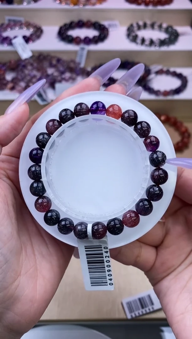 水晶手链未镶嵌黑加仑超七单圈8m+