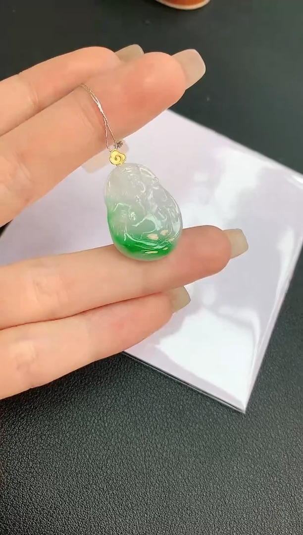 【闪购商品】翡翠颈饰18K金镶嵌赠礼盒证书 珍珍