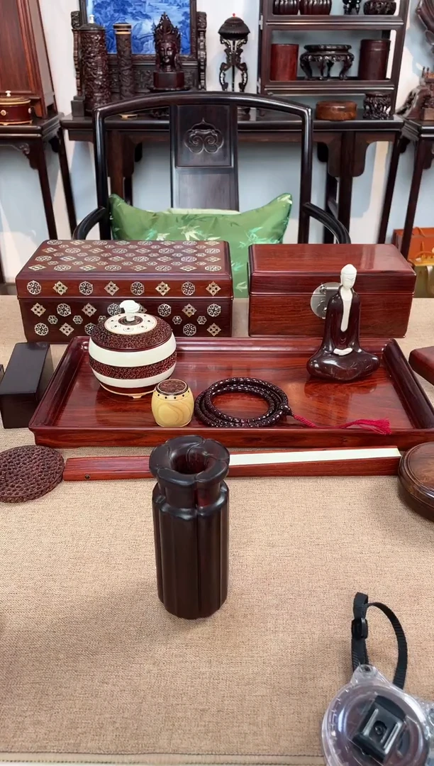 紫檀木类成套家具香瓶