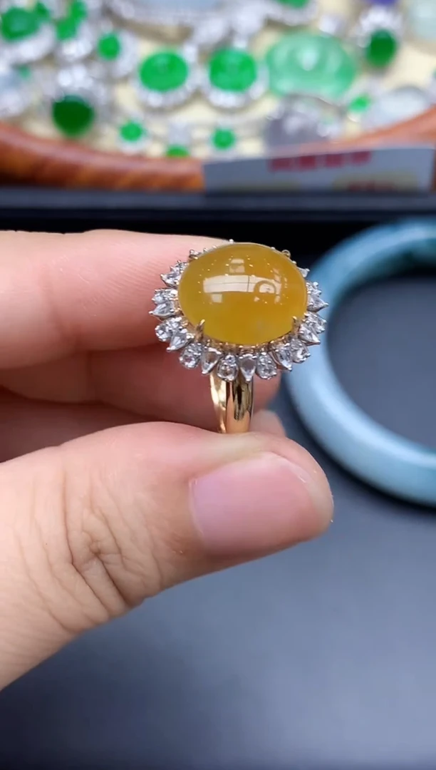 18K金镶嵌戒指翡翠551-中国好珍宝