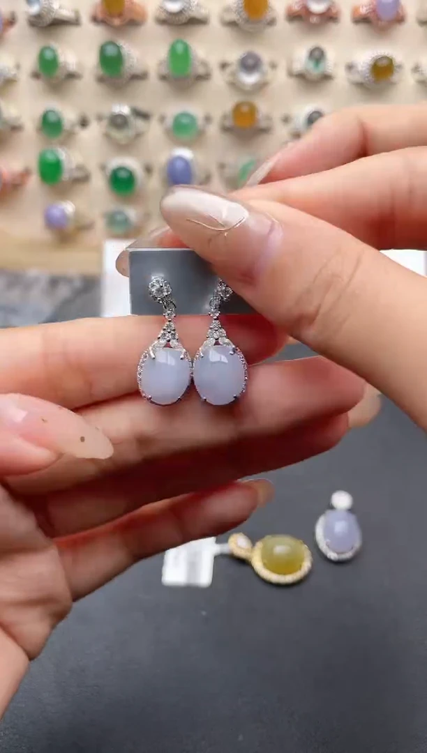 【闪购商品】翡翠戒指银S925镶嵌一物一证一礼盒