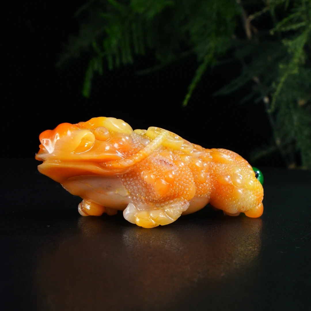 3寿山石松柏岭三足金蟾手把件92.7克7.6x4.2x3cm