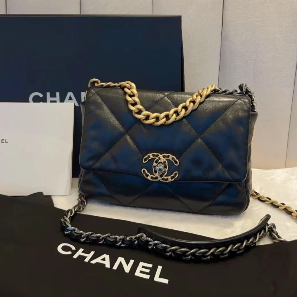 99新 Chanel/香奈儿 0567|香奈儿19bag小号斜挎包黑金