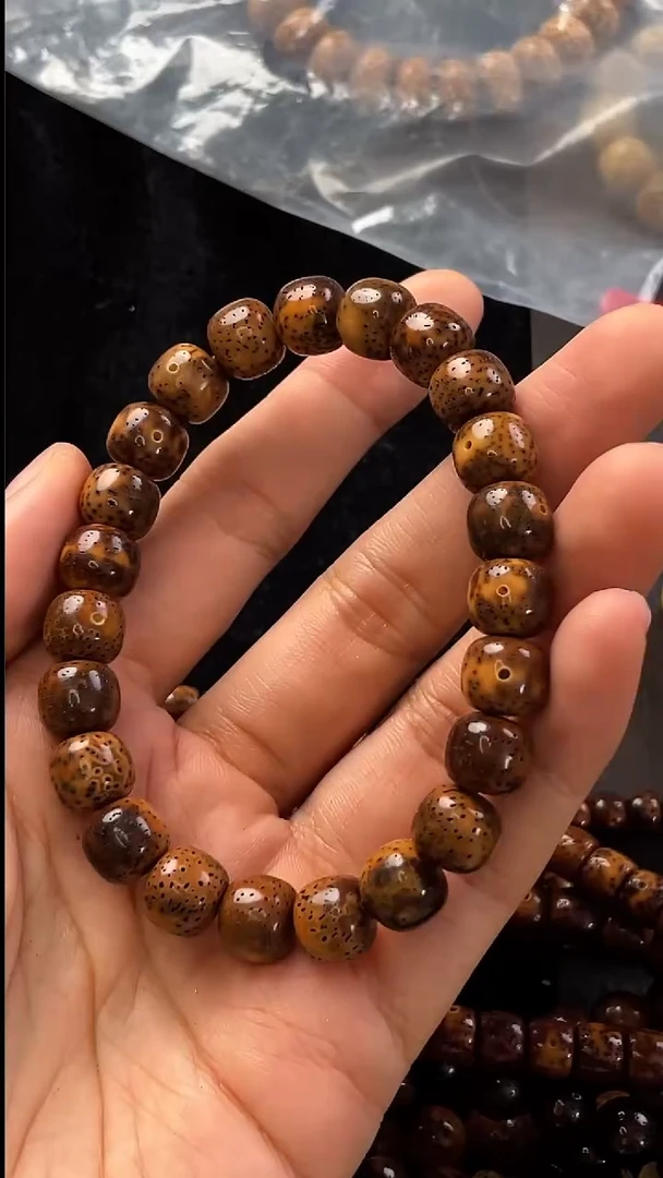 手串星月菩提精工级浅珀花皮桶珠10*9手串