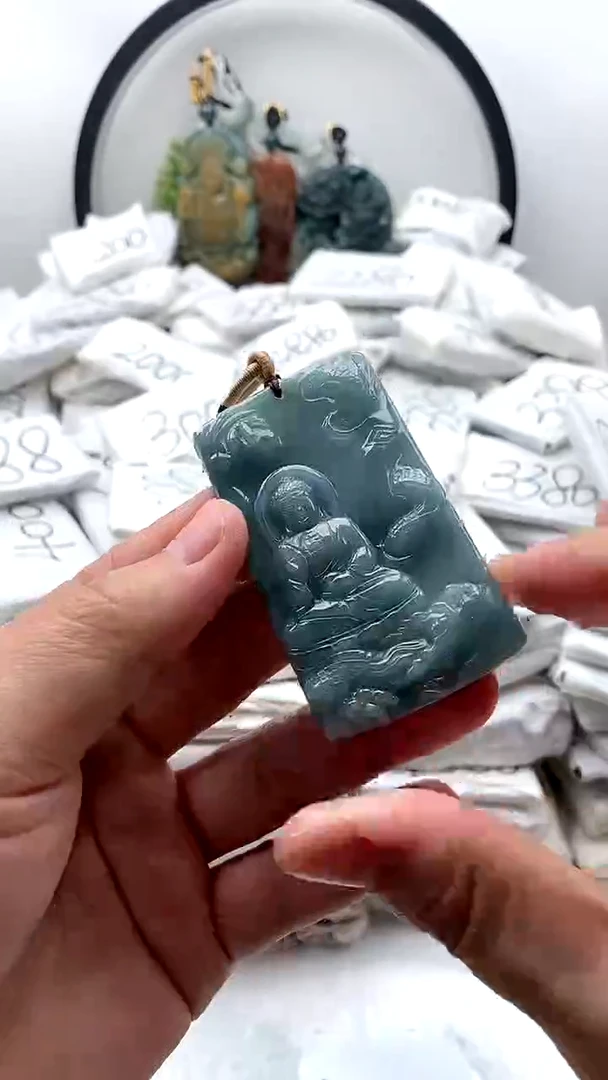 【闪购商品】翡翠颈饰未镶嵌阿弥陀佛