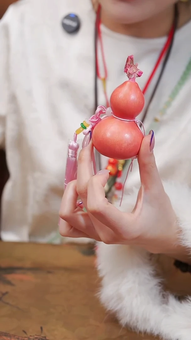 67漆艺工艺小葫芦9.9