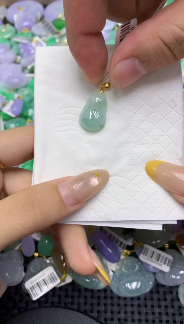 颈饰未镶嵌翡翠天然缅甸翡翠A货