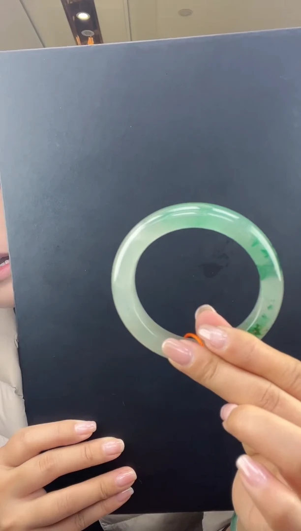 未镶嵌手镯石英质玉24