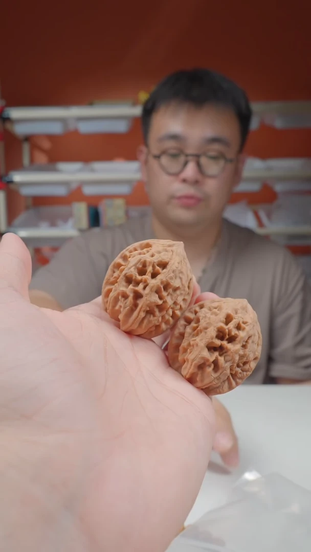 把件文玩核桃37mm大沽石-卡12