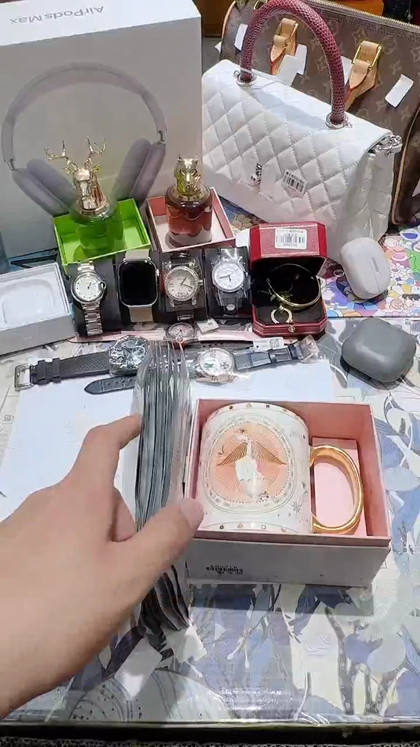 瓷片1生活的本意就是开心@@1