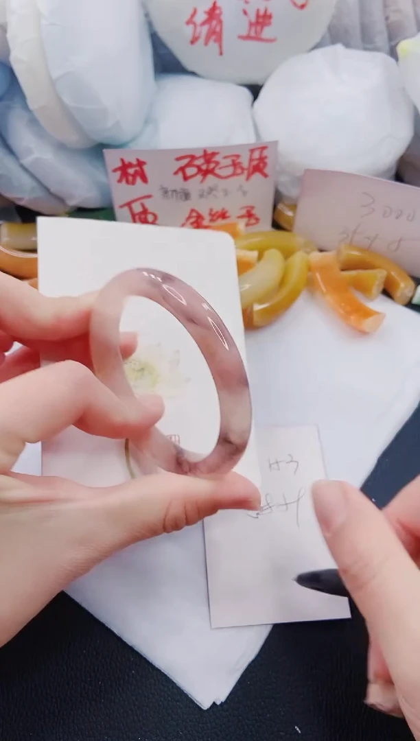 【闪购商品】石英质玉手镯未镶嵌J123-58-59