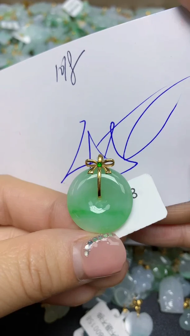 【闪购商品】翡翠挂件18K金镶嵌 天然翡翠A货