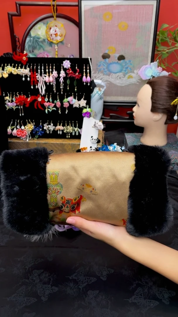刺绣?非遗苏绣手工饰品