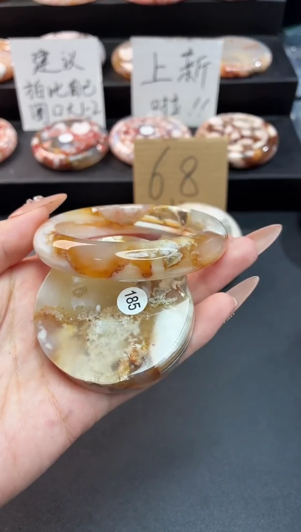 手镯玛瑙/玉髓未镶嵌石英质玉56圈(赠送镯心)圈口建议拍大