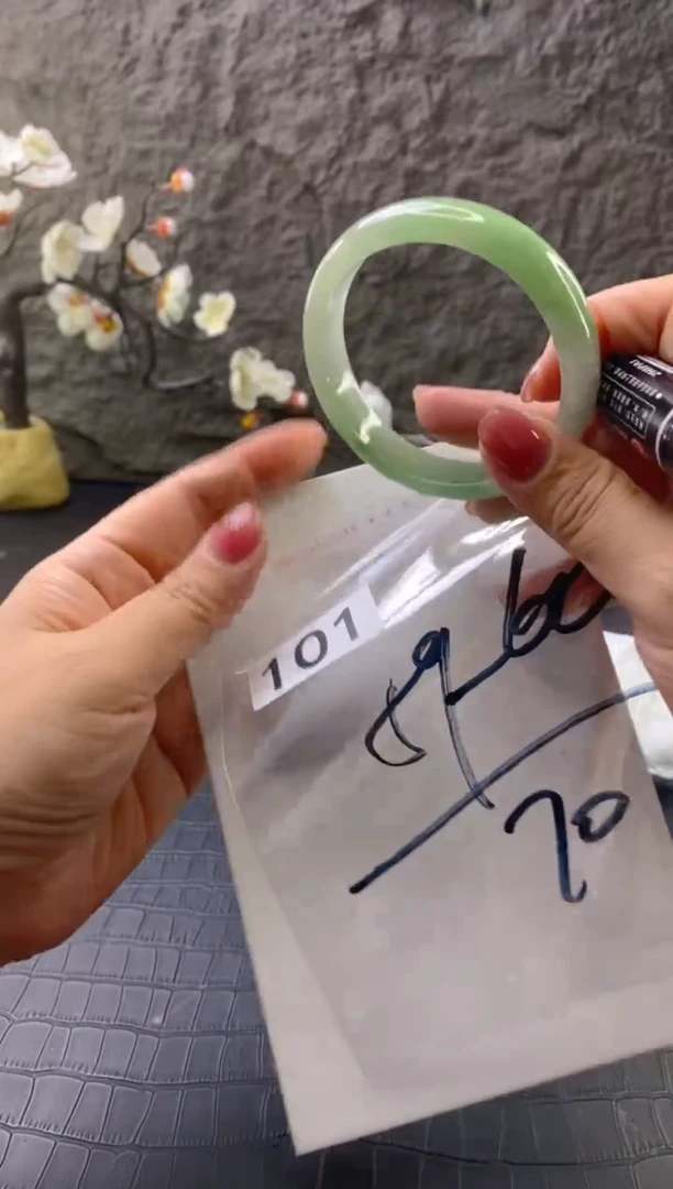 无非金属（按圈口价格加购）手镯