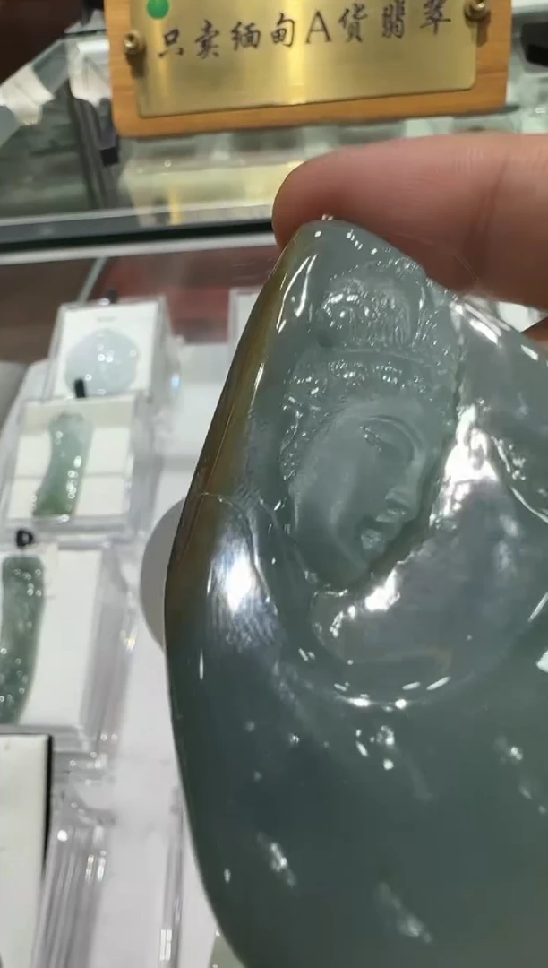 未镶嵌挂件翡翠A货翡翠孤品国雕谢林工
