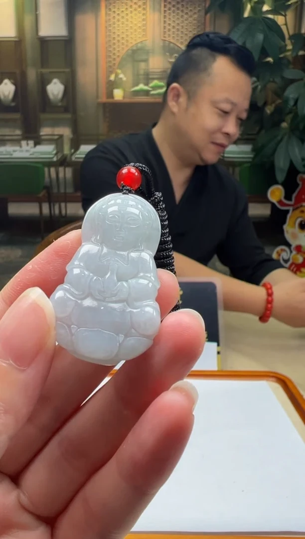 翡翠未镶嵌颈饰Y-2025-6-4-6